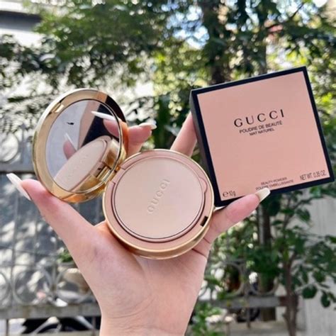 Phấn phủ dạng nén Gucci Poudre De Beauté Mat .